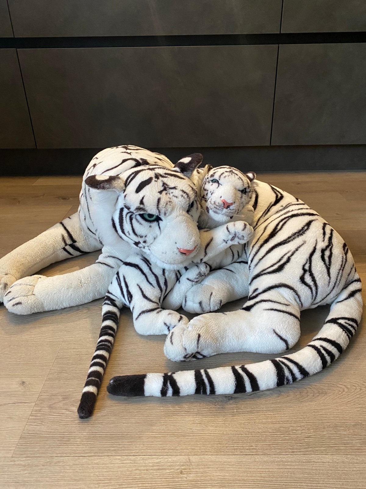 Grote Witte Tijger Knuffel met Welp - Realistisch en Zacht, Kinderen en Baby's, Speelgoed | Knuffels en Pluche, Ophalen, Gebruikt