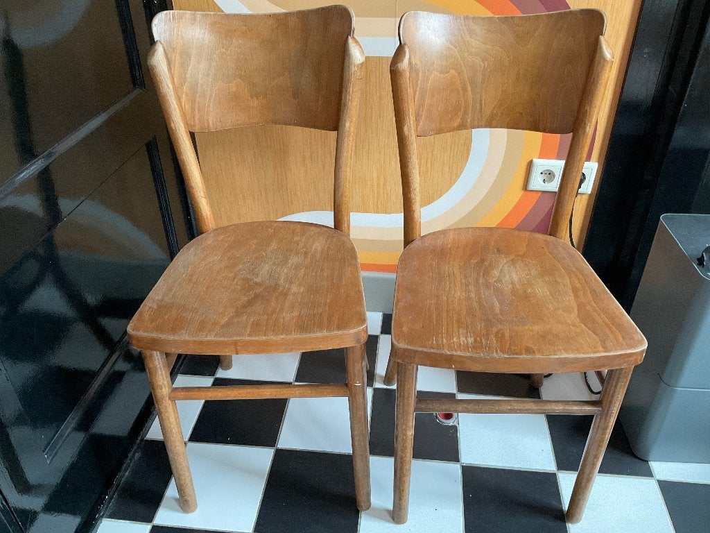 Stevige houten stoeltjes, Huis en Inrichting, Stoelen, Ophalen, Gebruikt, Bruin, Twee