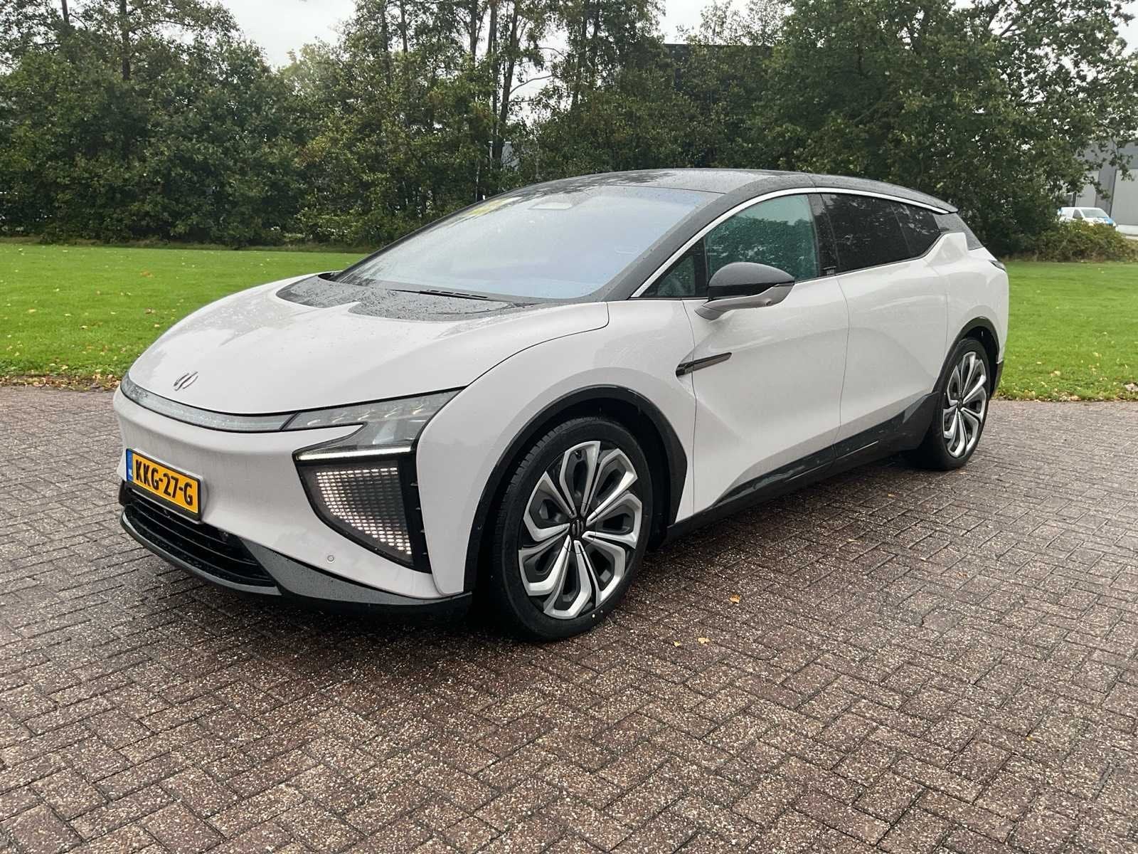 2026 yueda-human horizons HIPHI X Flagship 6-Seater Personen, Auto's, Automaat, Gebruikt, 6 stoelen, Te koop