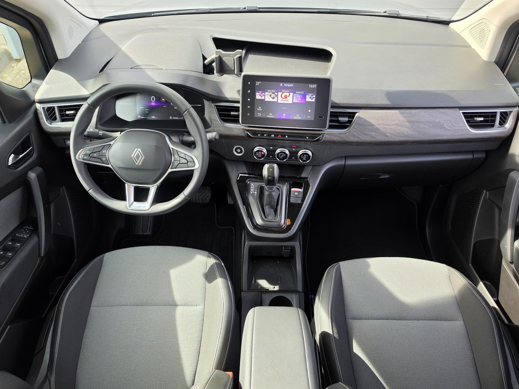 Renault Grand Kangoo 1.3 EDC 7 Persoons Automaat / Achteruit, Stof, Gebruikt, Euro 6, 4 cilinders