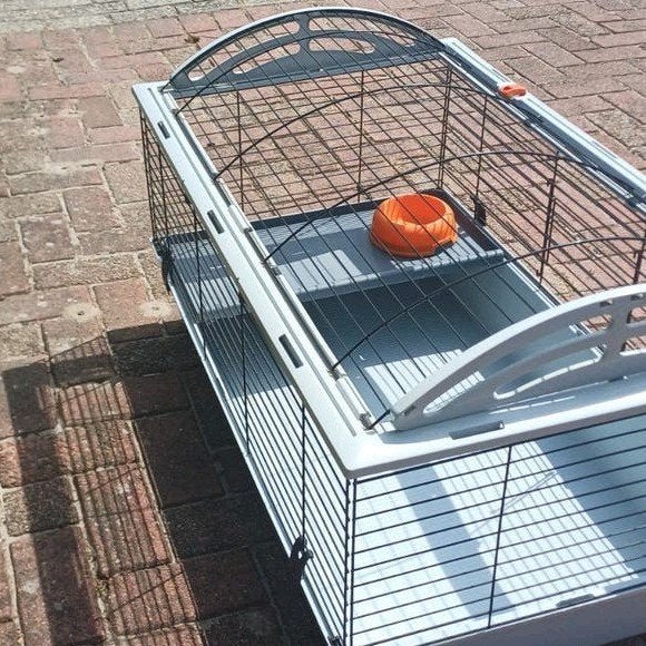 Konijnenkooi, Ophalen, Zo goed als nieuw