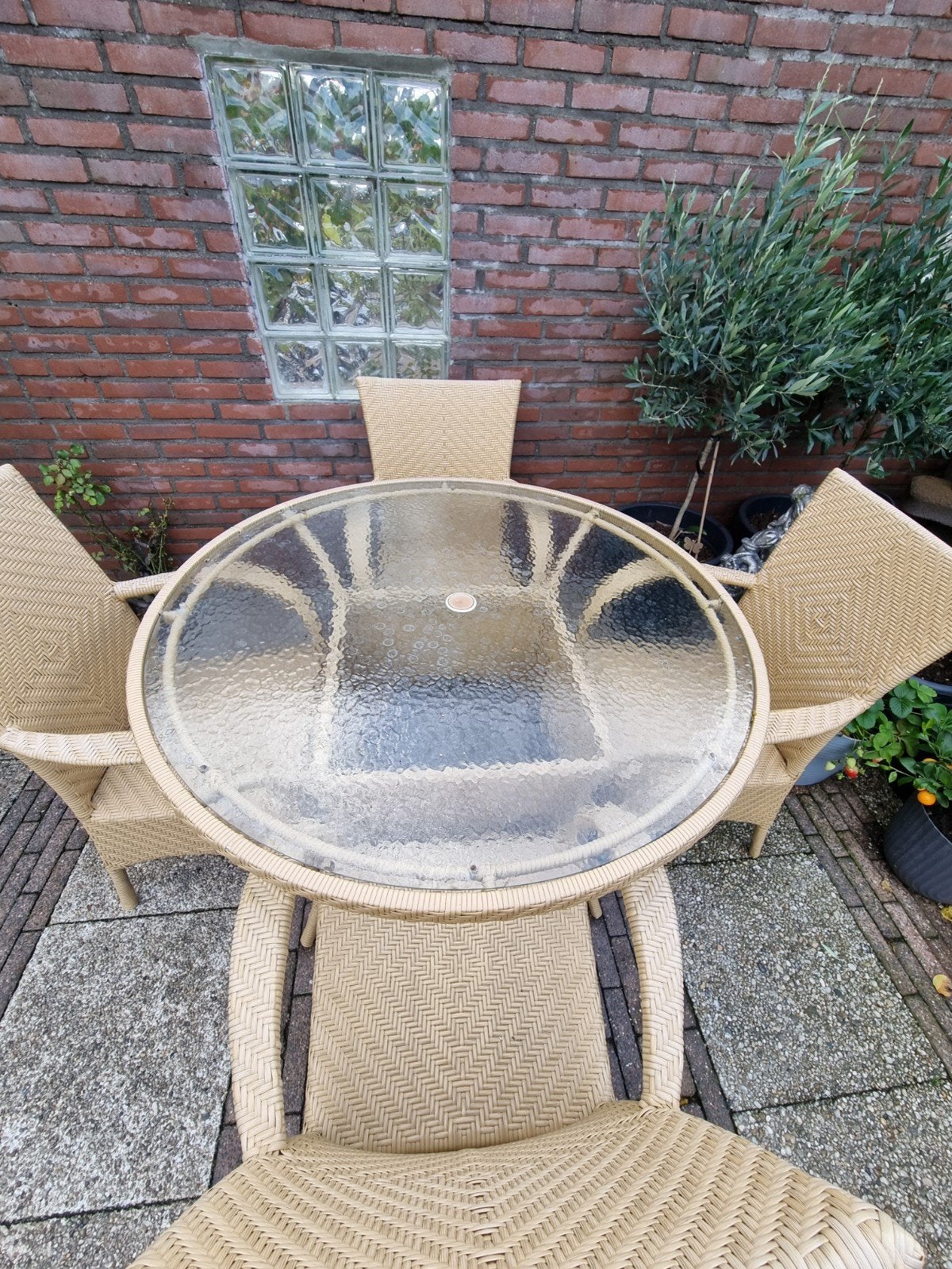 Wicker tuinset met glazen tafel en 4 stoelen, Tuin en Terras, 4 zitplaatsen, Gebruikt, Ophalen of Verzenden, Wicker