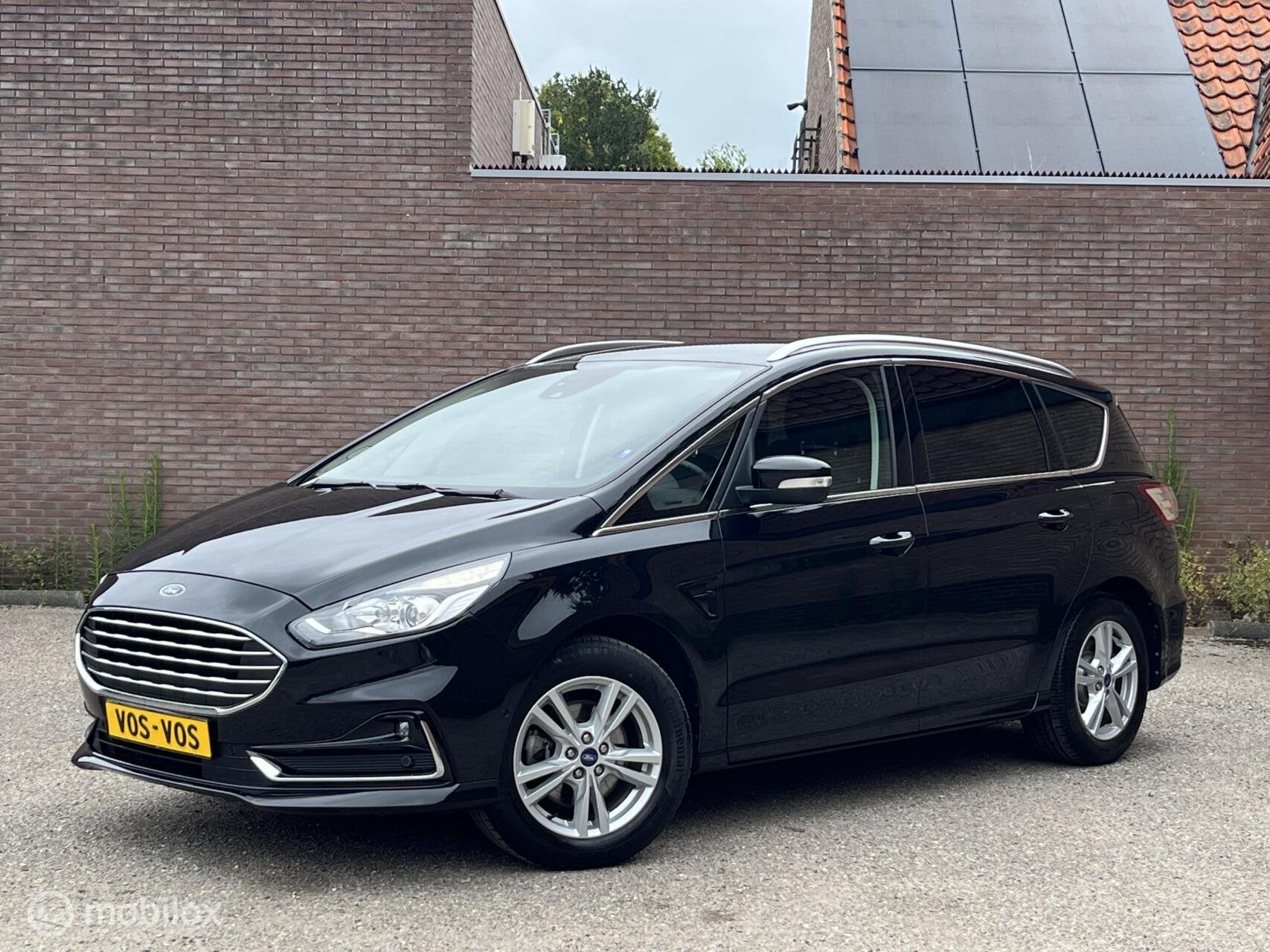 Ford S-Max 2.5 HEV 7P/ 1ste Eig/ Dealer Ondh/ CarPlay/ Aut, Gebruikt, 7 stoelen, Zwart, Bedrijf