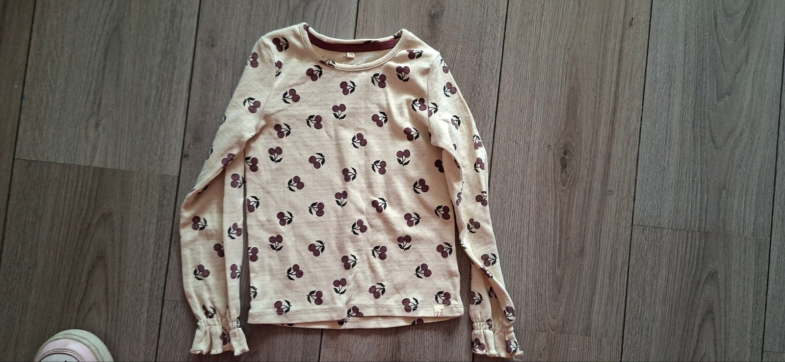 ZGN shirt maat 110 met kersenprint, Ophalen of Verzenden, Gebruikt, Meisje, Shirt of Longsleeve
