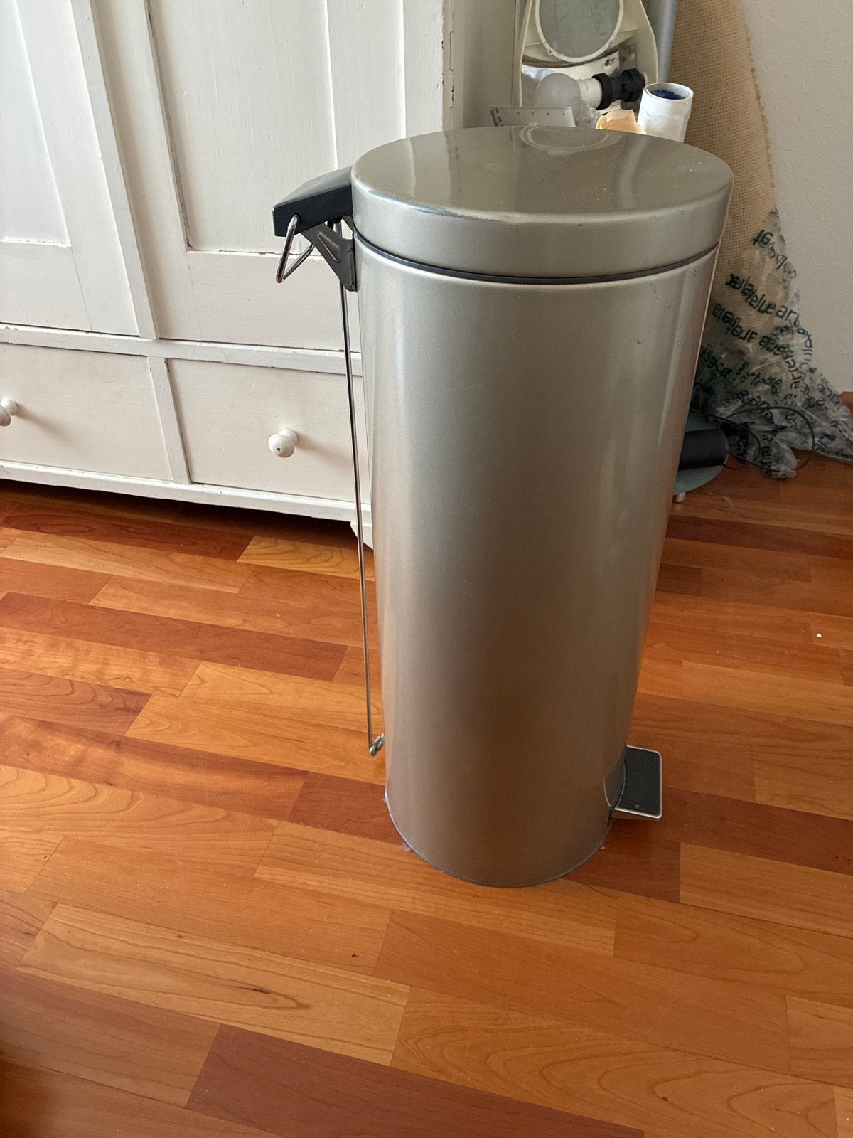 Brabantia pedaalemmer - 30 liter metallic-grijs, Ophalen, Gebruikt, Met pedaal, 20 tot 30 liter