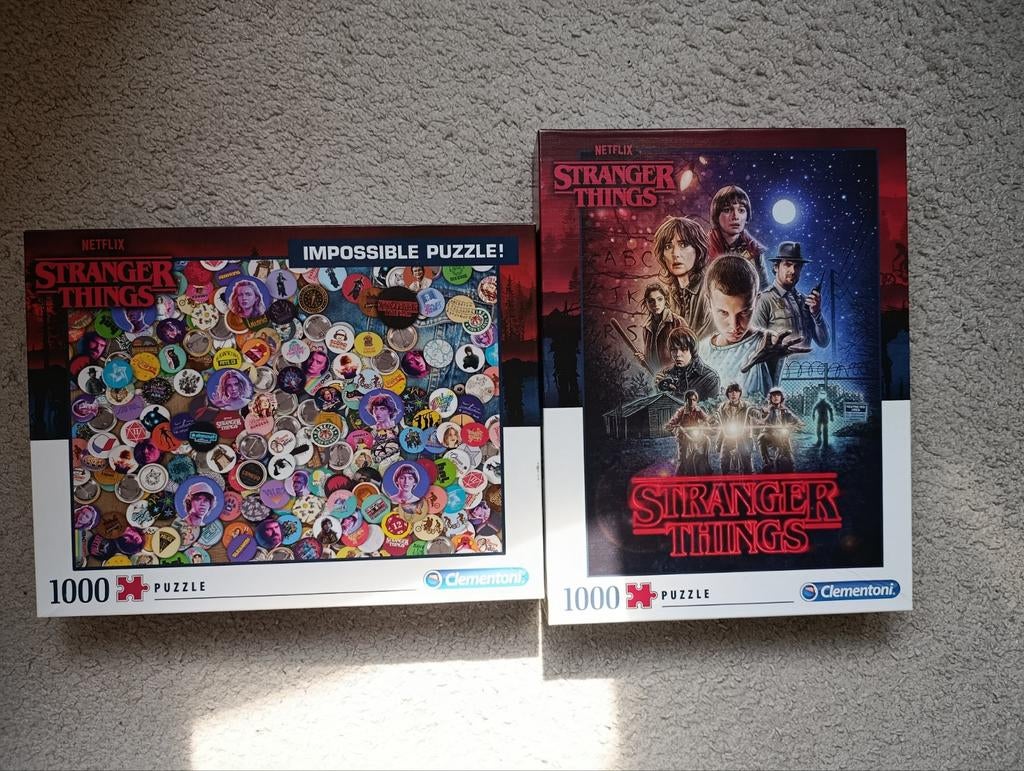 2 x Stranger Things Legpuzzel 1000 stukjes, Hobby en Vrije tijd, Denksport en Puzzels, Ophalen of Verzenden, 500 t/m 1500 stukjes