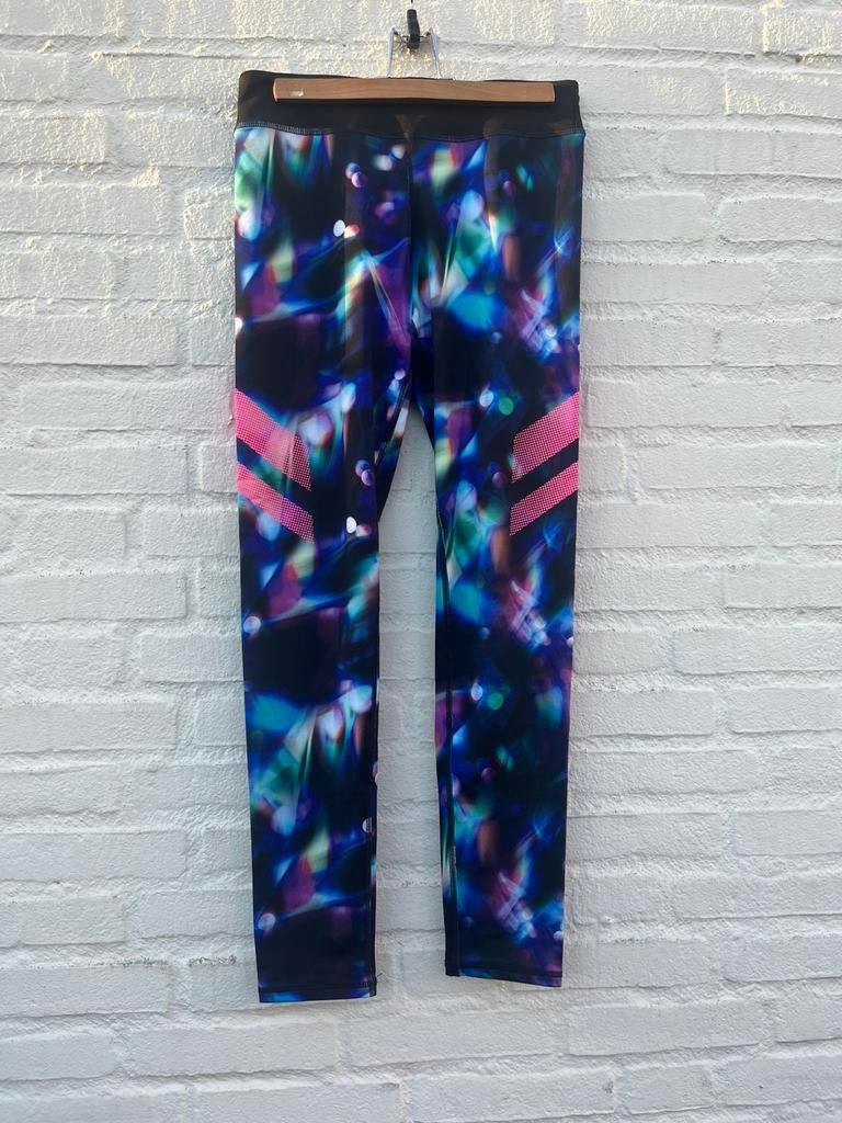 H&M Sport legging broek met galaxy print maat 170, Kleding | Dames, Sportkleding, Ophalen of Verzenden, Zo goed als nieuw