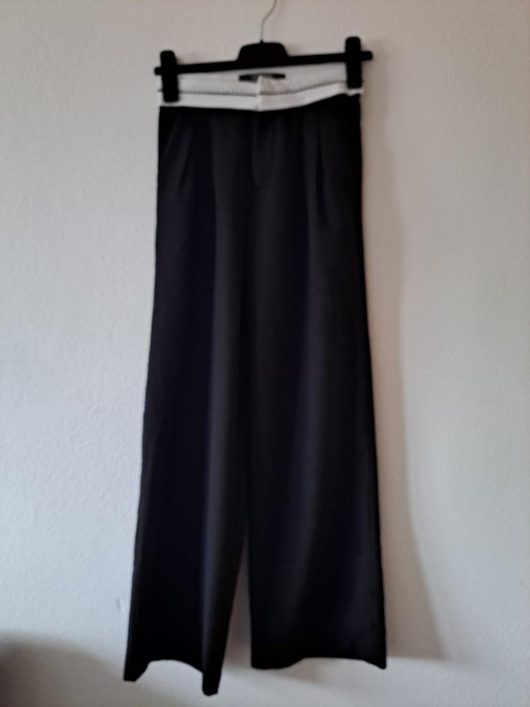 zwarte primark broek maat 32, Primark, Zwart, Ophalen of Verzenden, Zo goed als nieuw