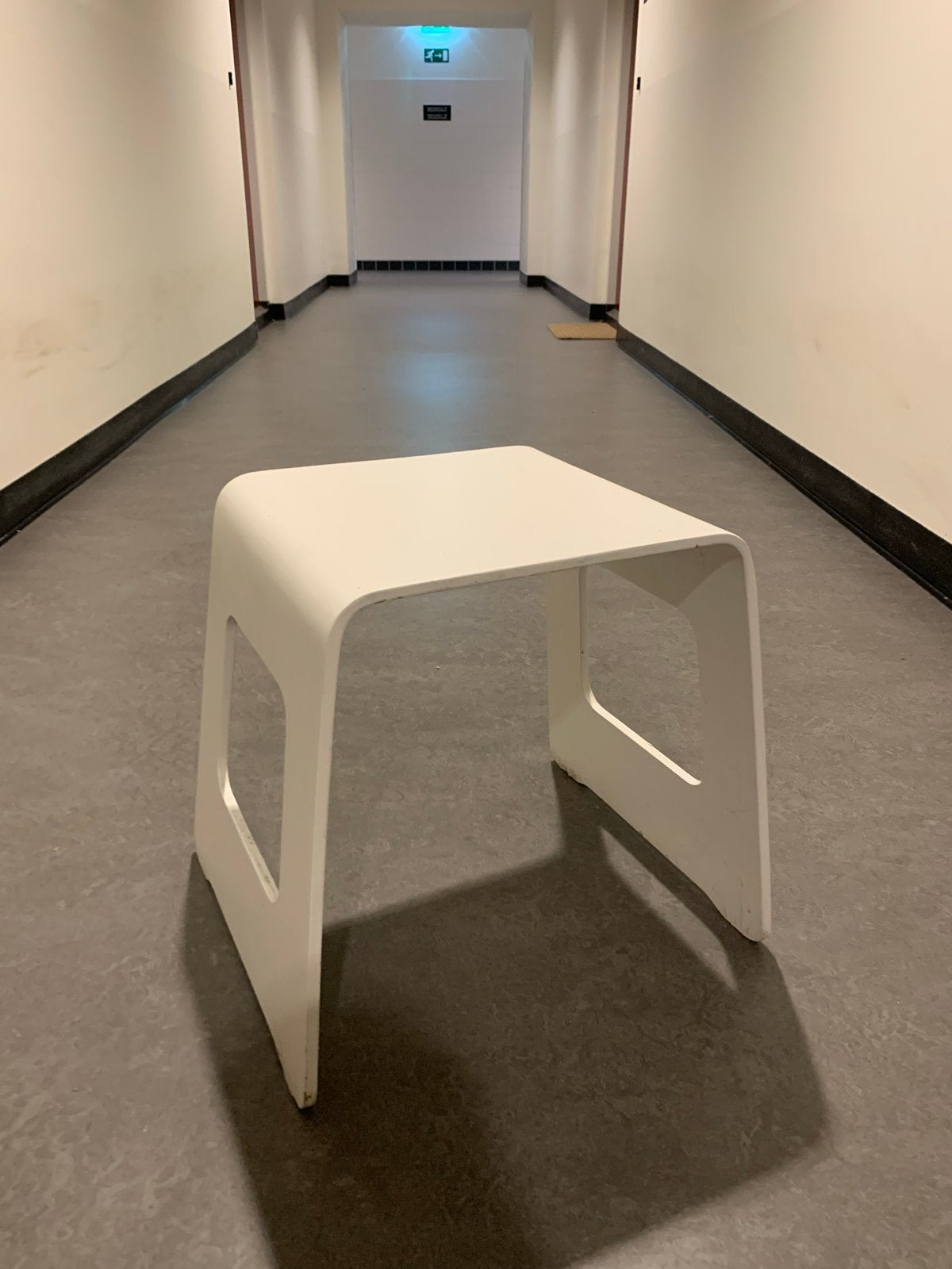 IKEA Benjamin kruk - Wit - Lisa Norinder design, Huis en Inrichting, Ophalen, Gebruikt, Hout