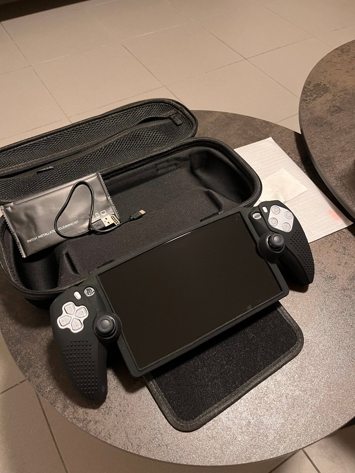 Playstation Portal - Zo goed als nieuw met extra's, Spelcomputers en Games, Ophalen of Verzenden, Zo goed als nieuw, Overige modellen