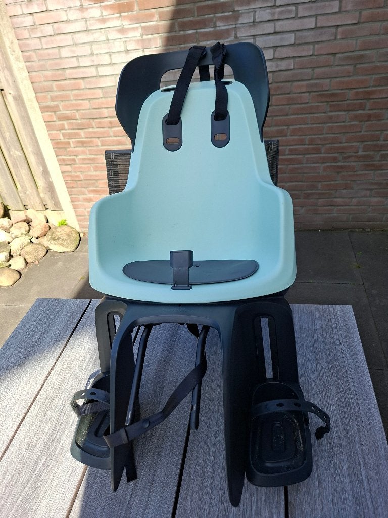 Bobike fietstoel achter met framebevestiging, Ophalen, Achterzitje, Voetsteuntjes, Zo goed als nieuw