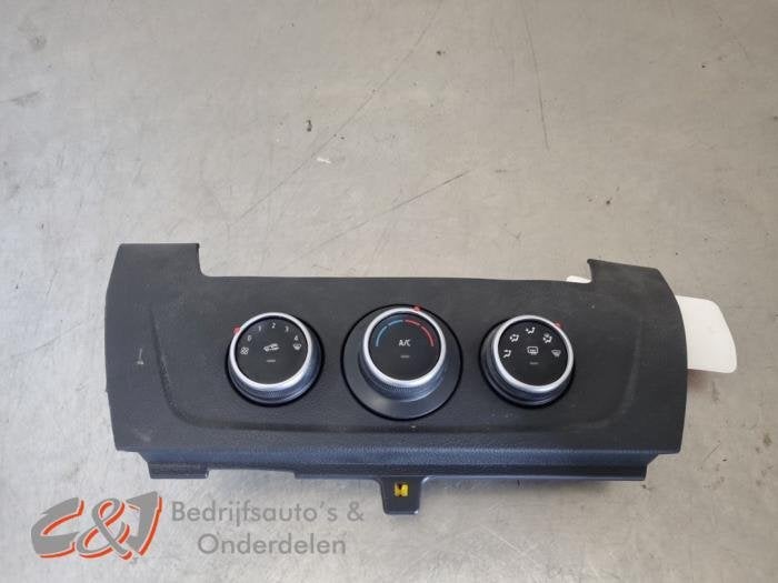 Climatronic Paneel van een Renault Master