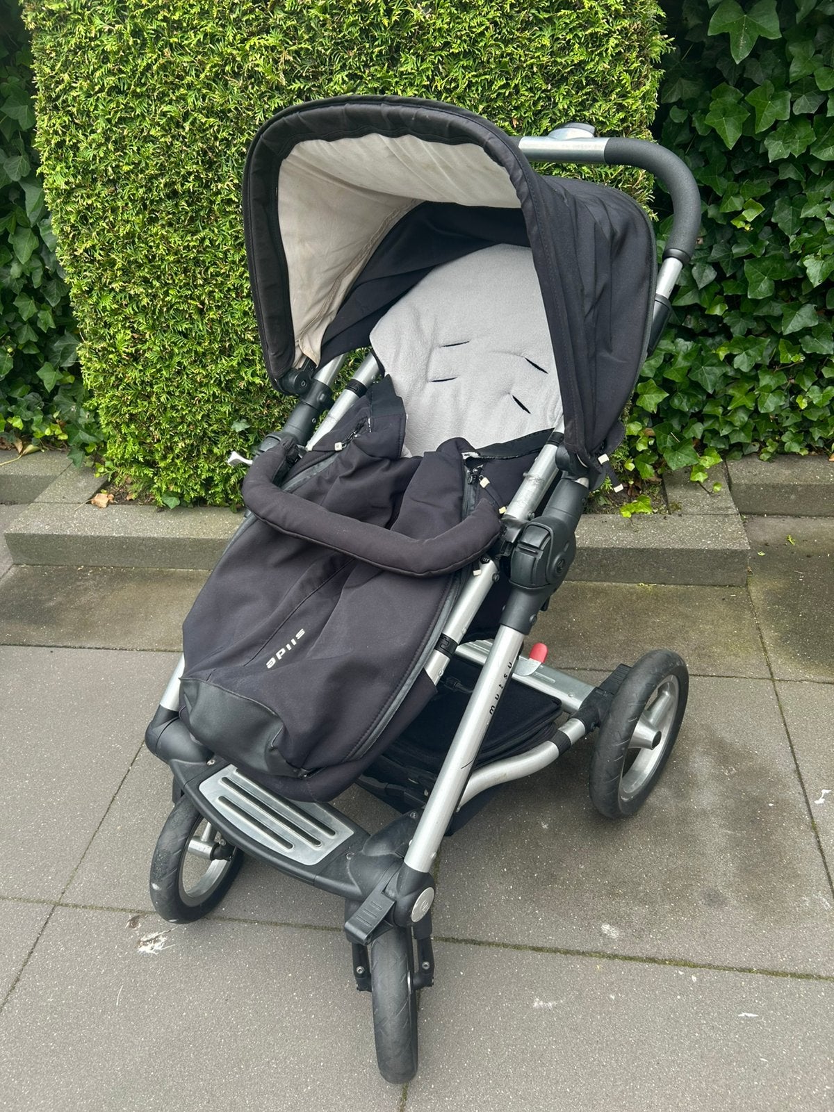 Buggy Mutsy  slider met voetenzak, Kinderen en Baby's, Buggy's, Ophalen, Gebruikt, Voetenzak