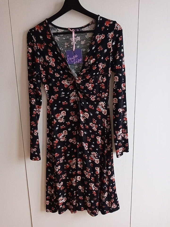 40 Nieuw aparte jurk zwart met rode en gele roosje viscose, Maat 38/40 (M), Meerkleurig, Nieuw, Ophalen of Verzenden