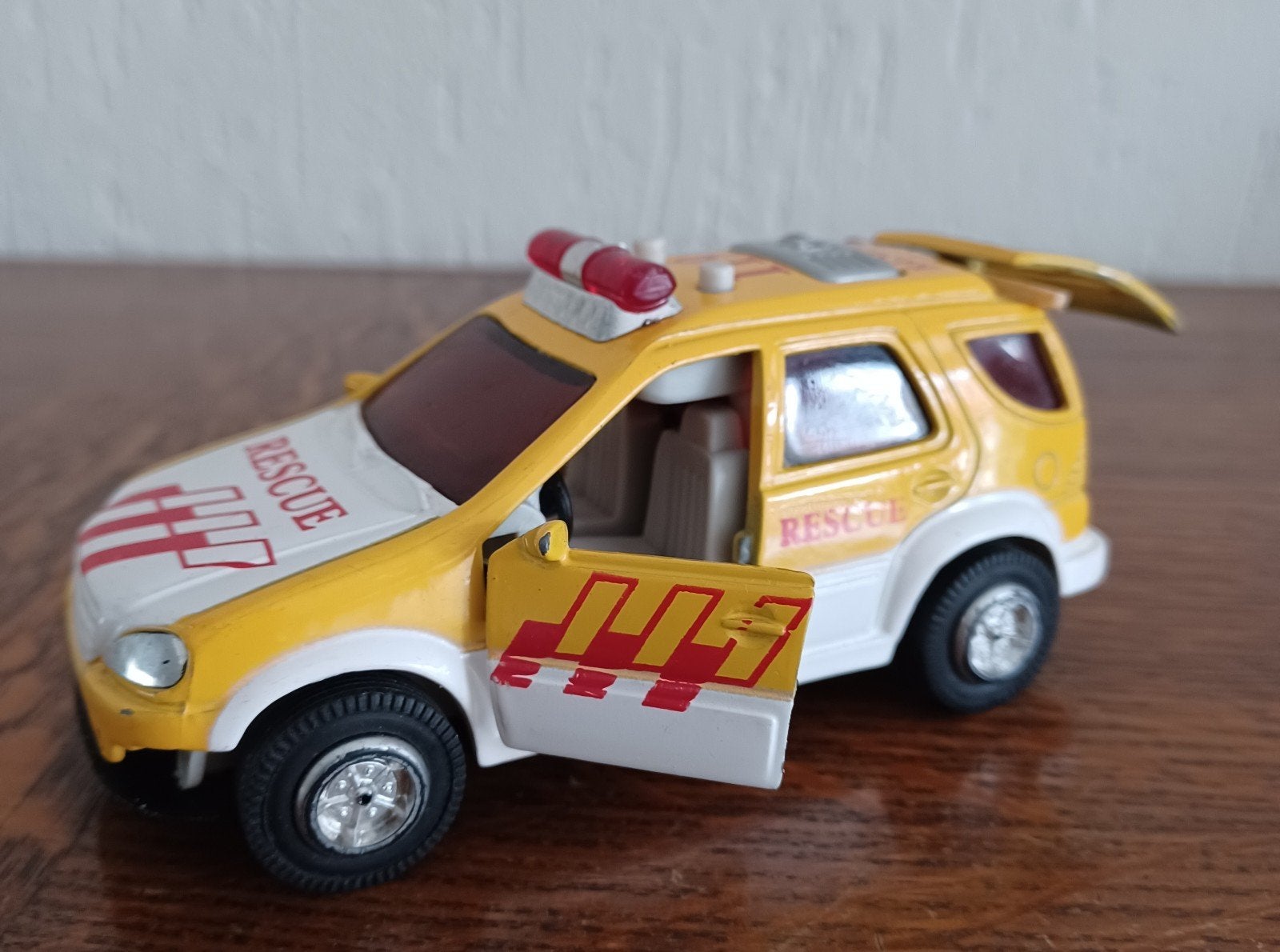 RESCUE - AUTO L.13cm, Ophalen