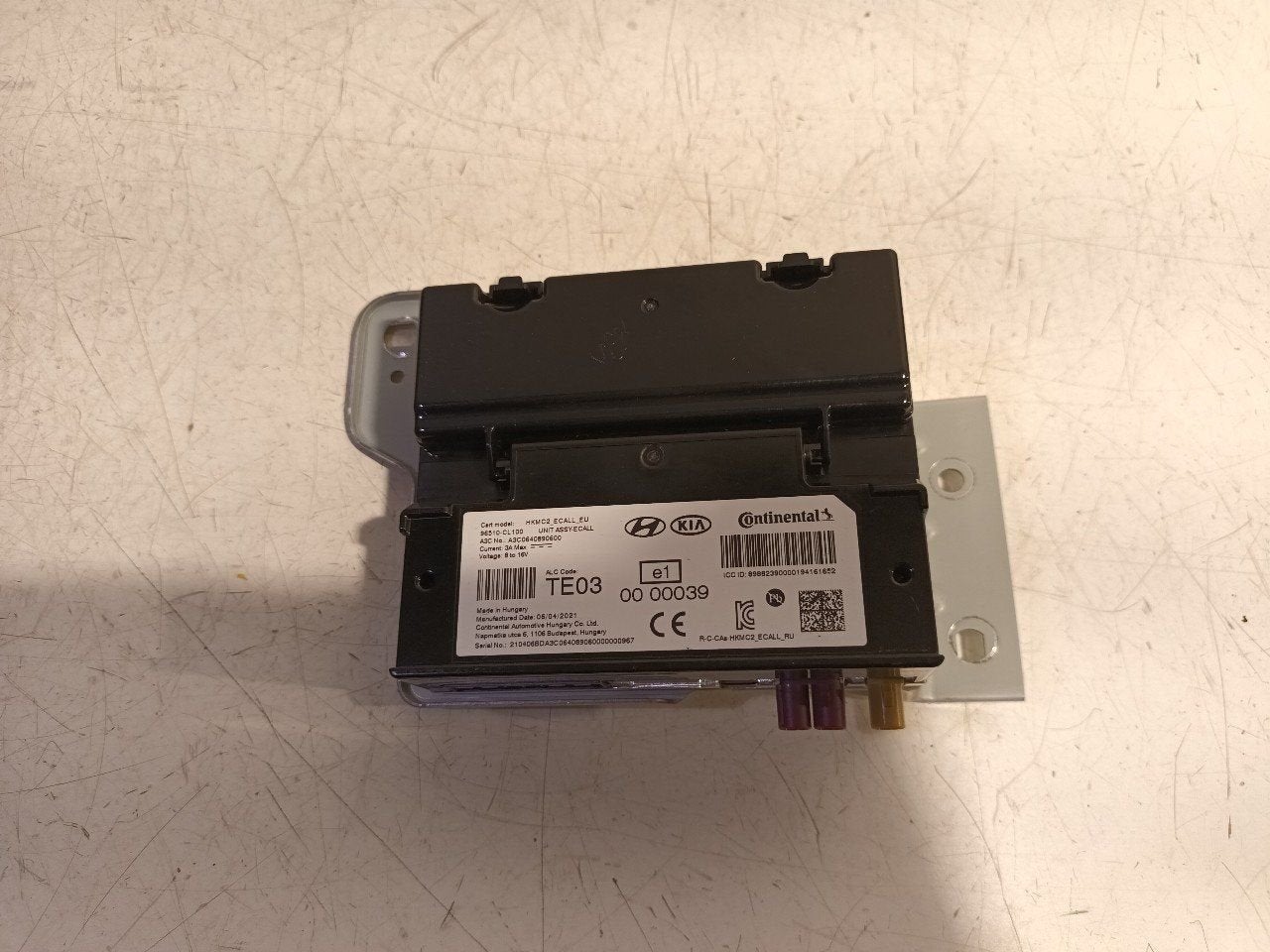 Antenne versterker Hyundai Santa Fe, Auto diversen, Autoradio's, Ophalen of Verzenden