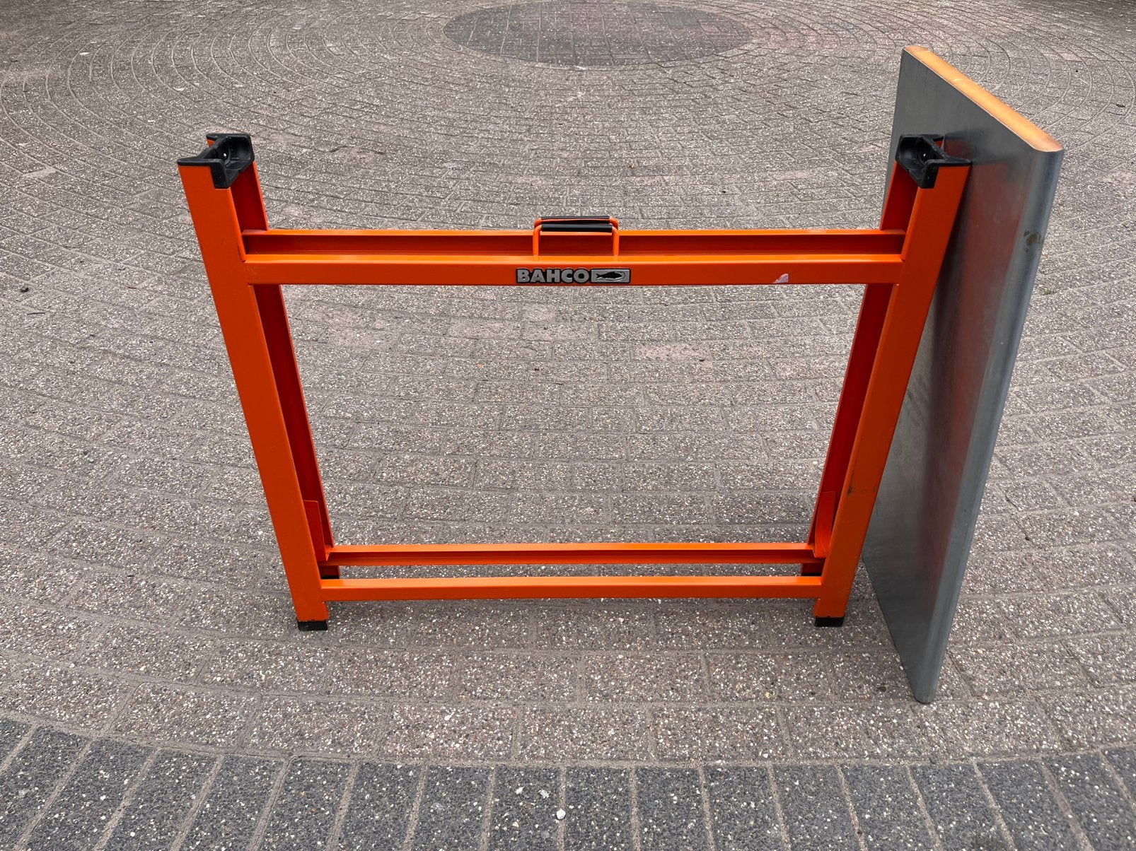 Opklapbare werktafel, Doe-het-zelf en Verbouw, Werkbanken, Ophalen, Zo goed als nieuw, 70 tot 120 cm, Inklapbaar