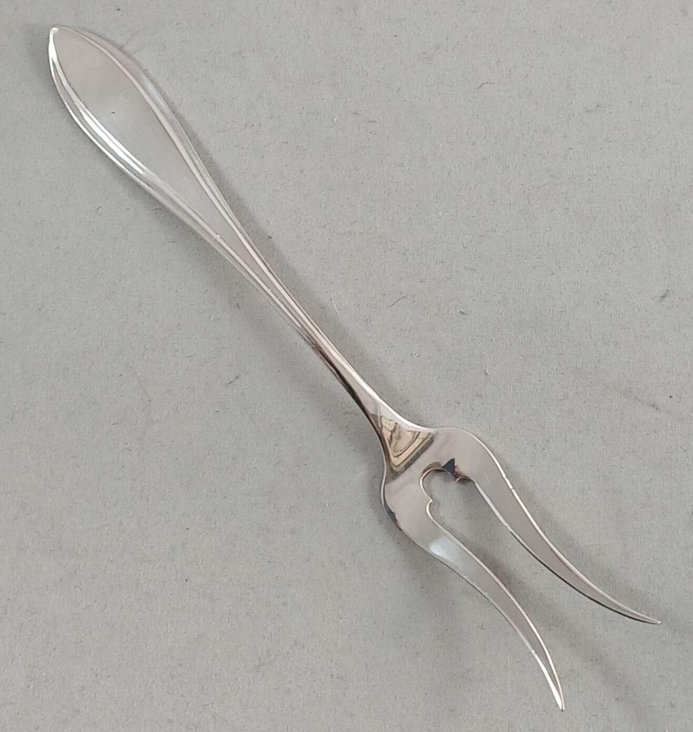 Zilveren vleesvork middelgroot puntfilet antiek 835 zilver, Antiek en Kunst, Ophalen of Verzenden, Zilver