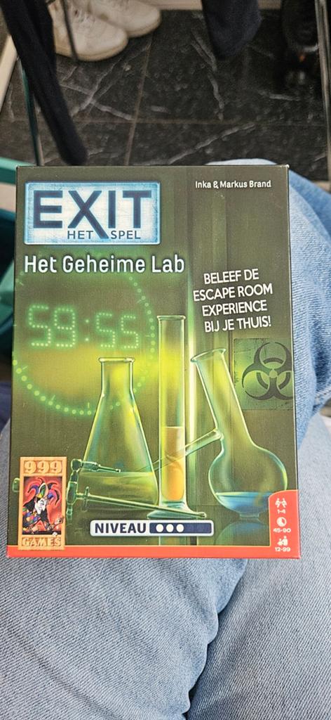 EXIT Het Spel: Het Geheime Lab - Escape Room Ervaring, Een of twee spelers, Ophalen, Zo goed als nieuw, 999 Games