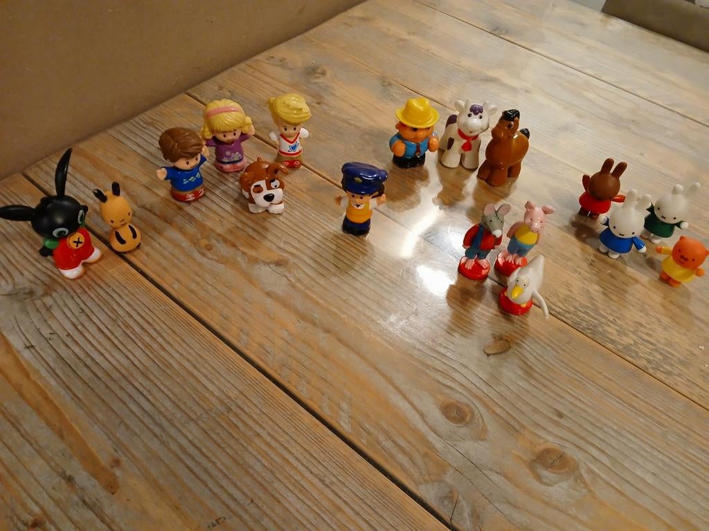 Leuke speelfiguren set: Bing, Fisher-Price, en meer!, Ophalen of Verzenden, Gebruikt, Jongen of Meisje