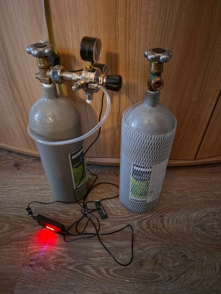 CO2 set, Dieren en Toebehoren, Vissen | Aquaria en Toebehoren, CO₂-systeem, Gebruikt, Inclusief toebehoren, Dennerle