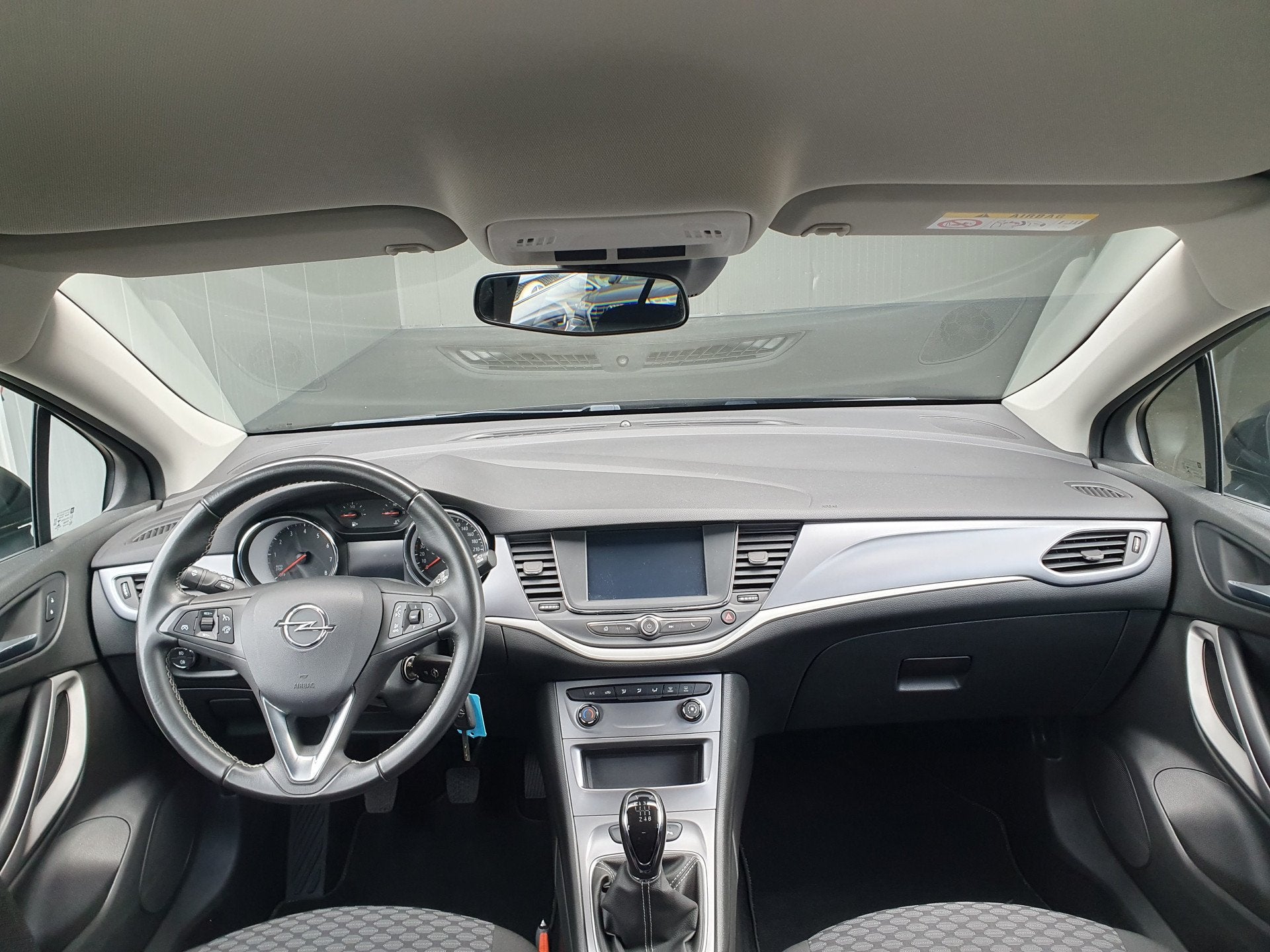 Opel Astra Sports Tourer 1.2 Edition NAVI/PDC/CRUISE/AIRCO/L, Auto's, Voorwielaandrijving, Stof, Euro 6, 1199 cc