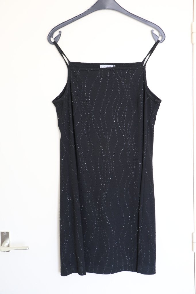 Avondjurk Merk Elyjie Florence Maat M. Kleur Zwart ., Kleding | Dames, Jurken, Maat 38/40 (M), Zwart, Ophalen of Verzenden, Zo goed als nieuw