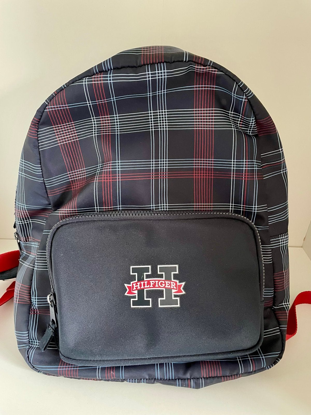 Tommy Hilfiger rugzak, geruit, zo goed als nieuw, Sieraden, Tassen en Uiterlijk, Tassen | Rugtassen, Ophalen of Verzenden, Zo goed als nieuw