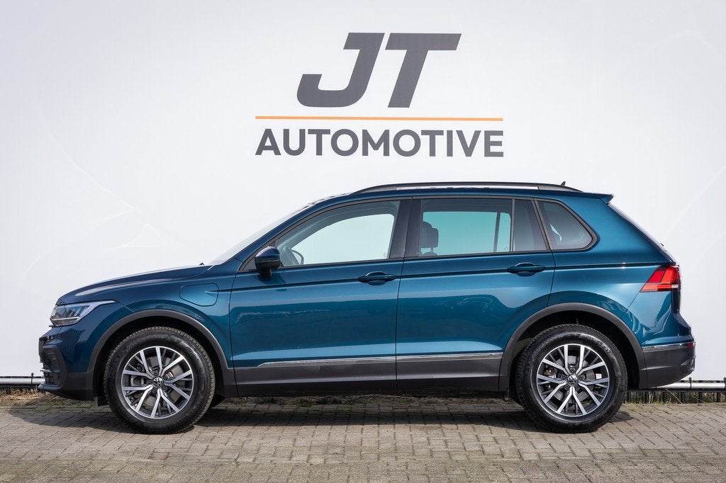 Volkswagen Tiguan 1.4 TSI ehybrid R-line Bns+ Adaptive cruis, Auto's, Volkswagen, 1716 kg, Euro 6, 4 cilinders, Blauw