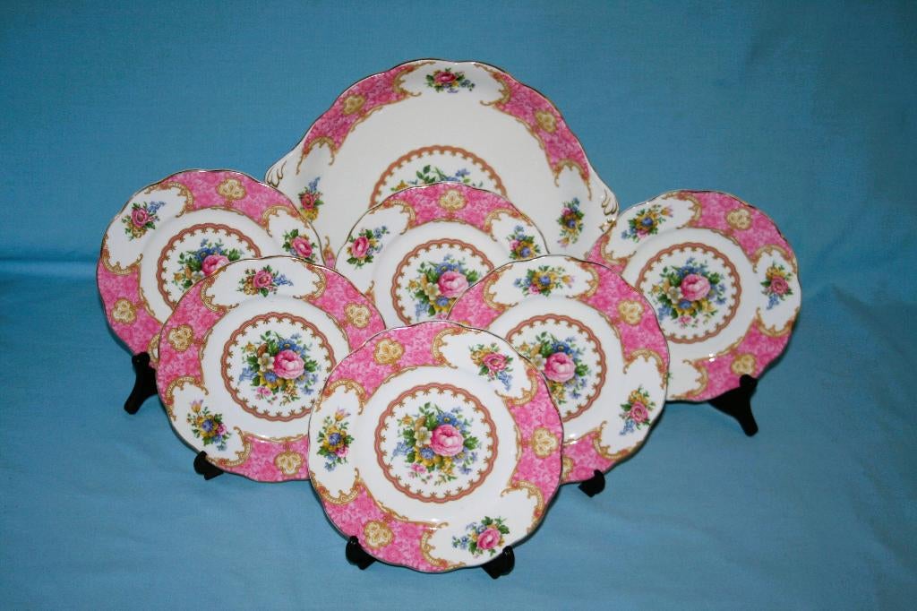 Royal albert " Lady Carlyle " Gebakstel voor 6, Ophalen of Verzenden, Zo goed als nieuw, 2de Hands, Overige stijlen