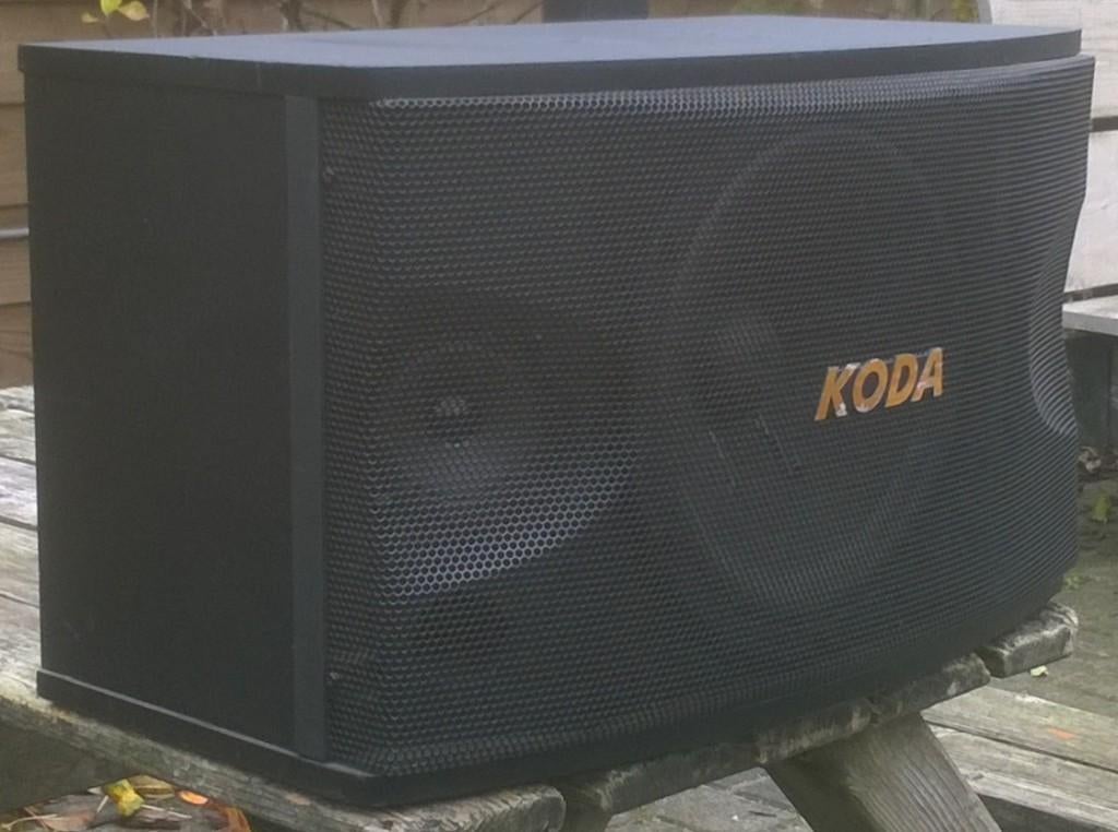 Luidsprekers 8 inch 200 Watt, Koda 725B, 2 stuks, Overige merken, Koda, Ophalen of Verzenden, Zo goed als nieuw