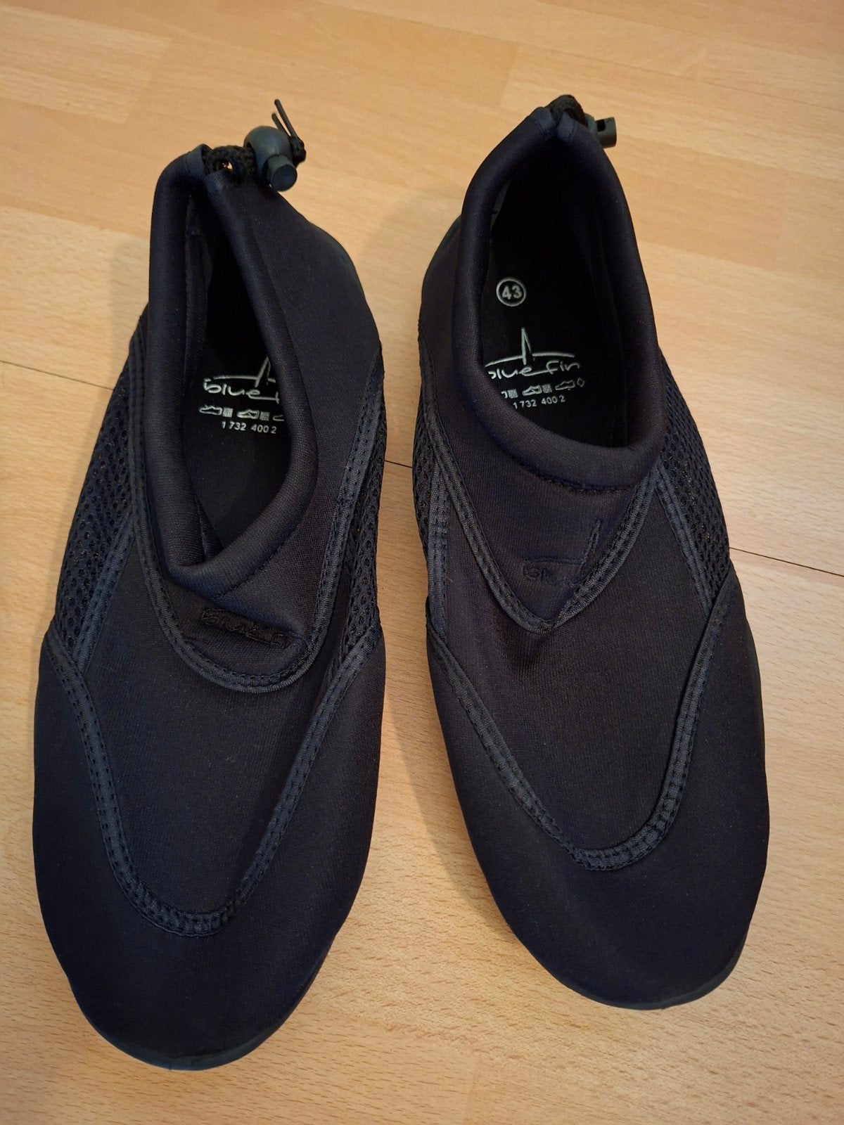Blue Fin Waterschoenen Maat 43, Watersport en Boten, Watersportkleding, Gebruikt, Ophalen of Verzenden, Dame of Heer, Zeil- of Surfschoenen