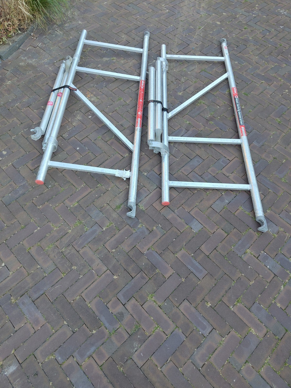 Altrex Quick Safe Guardrail 185cm (2 stuks), Ophalen, Rolsteiger of Kamersteiger, 5 meter of hoger