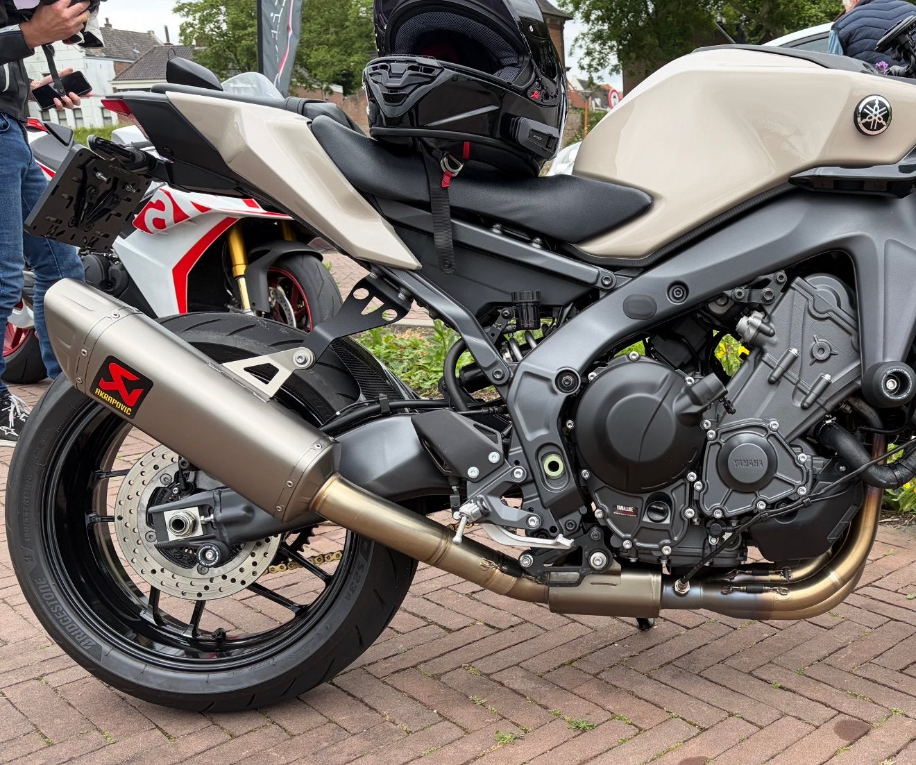 Akrapovic Racing Titanium + Trackday pipe Yamaha R9 / MT09, Motoren, Ophalen of Verzenden, Gebruikt