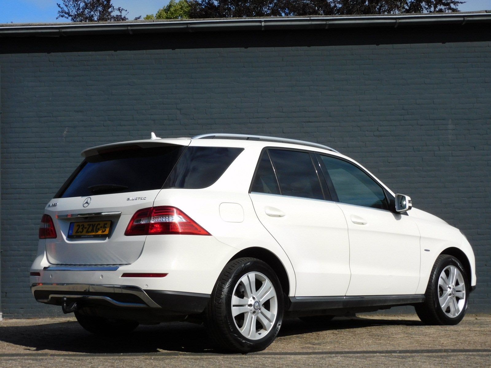 Mercedes-Benz M-Klasse 350 BlueTEC 4-SEIZOENSBANDEN! PANO/SC, Auto's, Automaat, Gebruikt, 258 pk, Leder