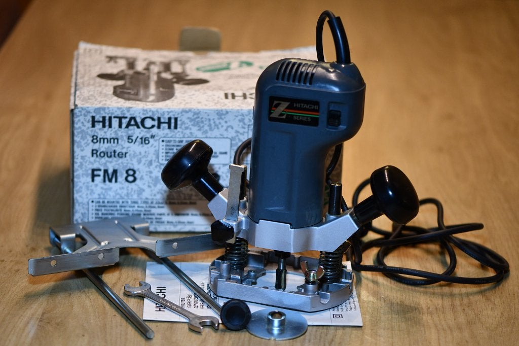 Hitachi FM8 bovenfrees - Zo goed als nieuw, Ophalen of Verzenden, Zo goed als nieuw, Bovenfrees, Hitachi