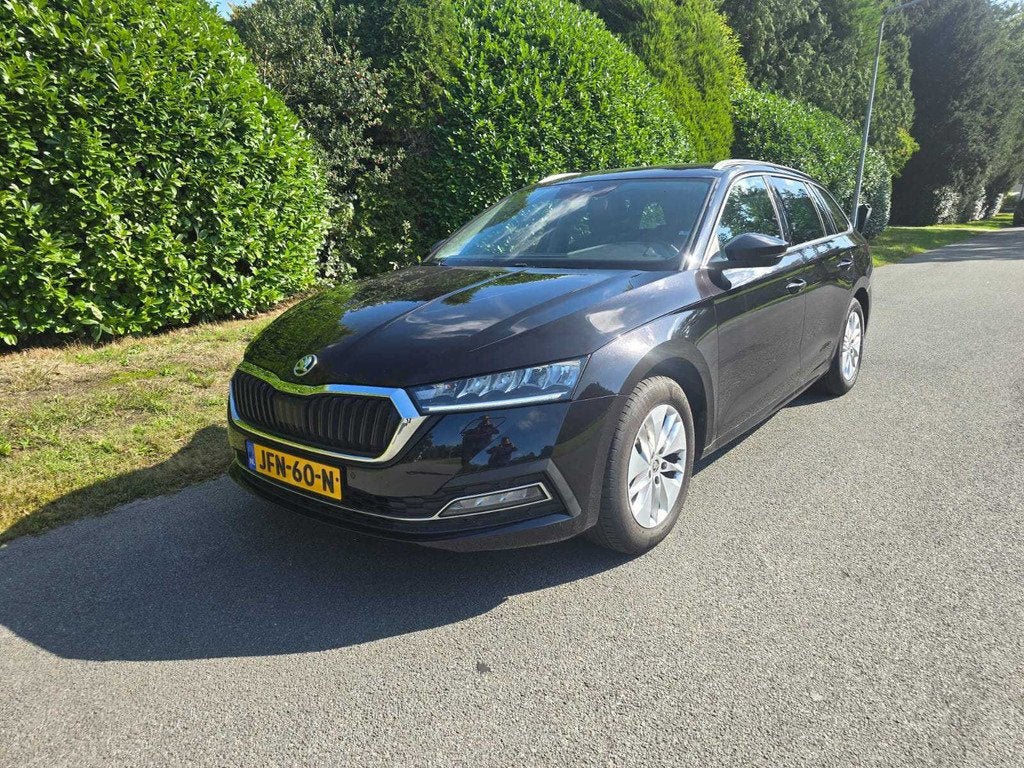 2021 Skoda Octavia Combi 1.0 Personenauto, Auto's, Gebruikt, Euro 6, Handgeschakeld, Octavia
