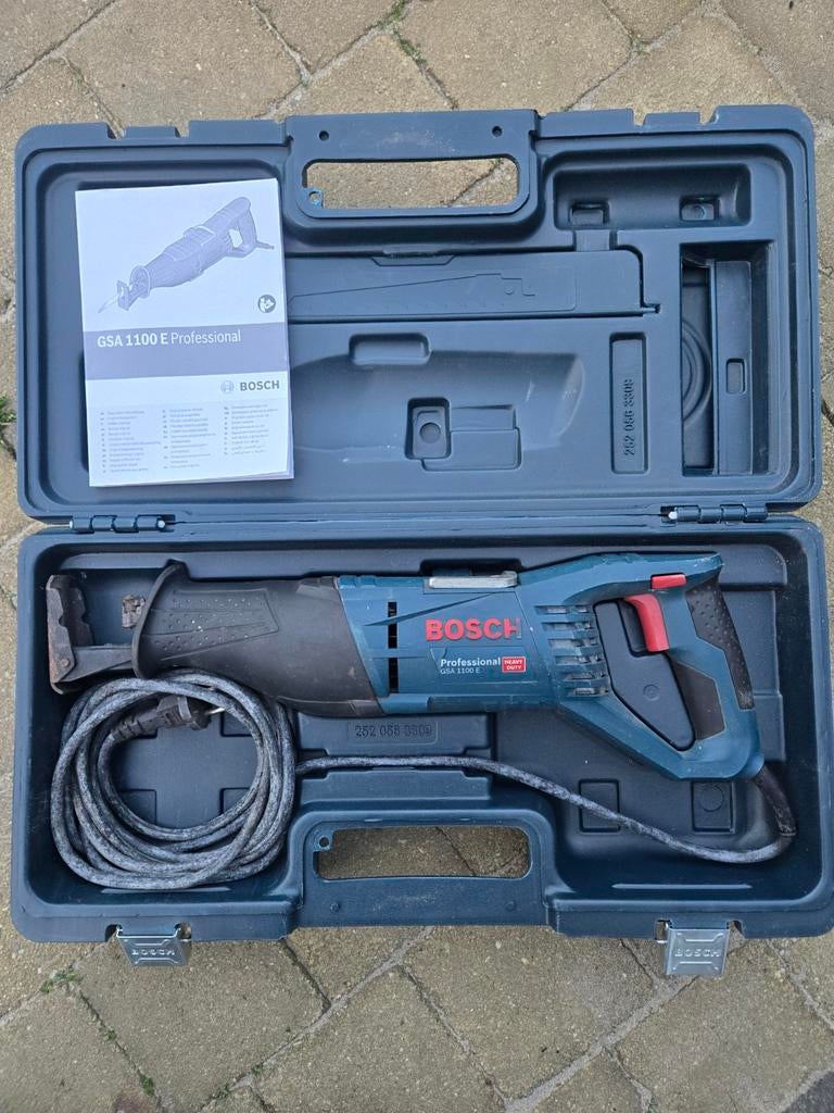 Bosch GSA 1100 E Professional Reciprozaag zo goed als nieuw, 70 mm of meer, 600 tot 1200 watt, Ophalen of Verzenden, Zo goed als nieuw