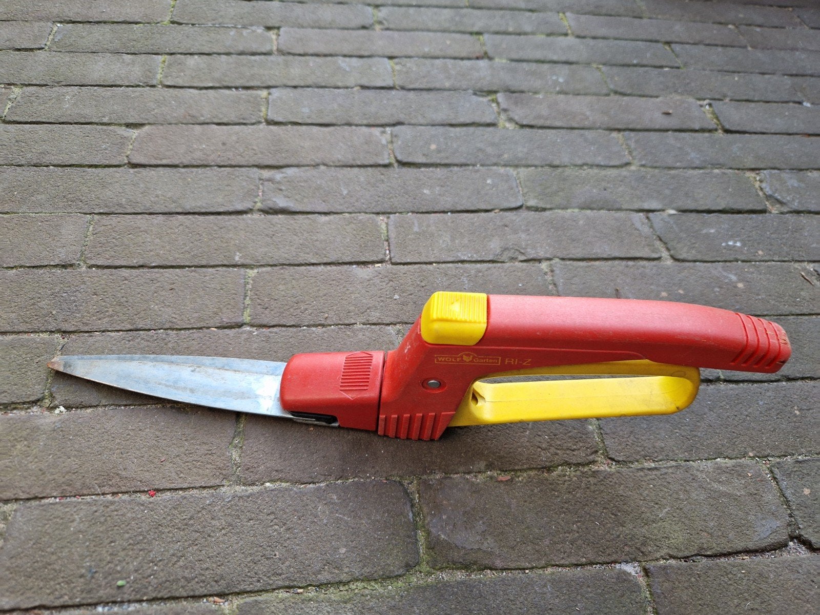 GRAS KANTEN KNIPPER WOLF, Tuin en Terras, Ophalen of Verzenden, Gebruikt, Elektrisch