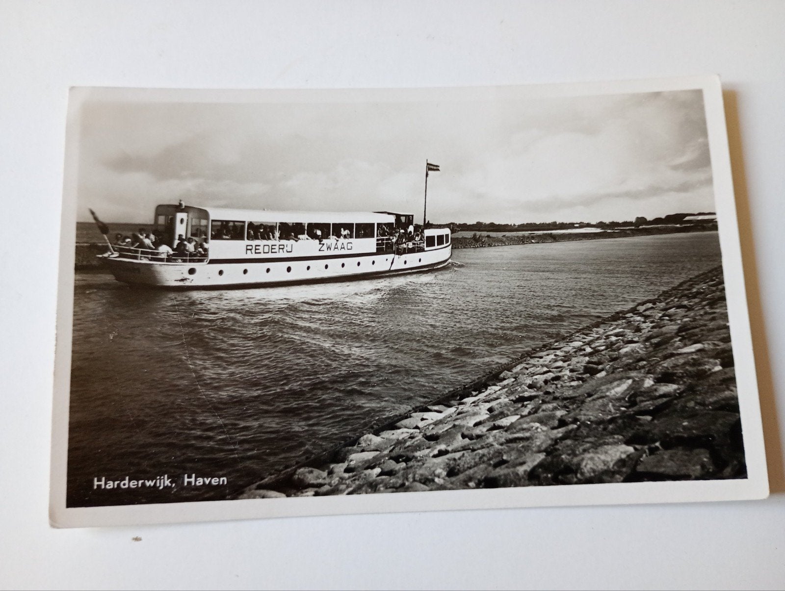 Harderwijk Haven 1950, Verzamelen, Ansichtkaarten | Nederland, Ophalen of Verzenden, 1940 tot 1960, Gelopen, Gelderland