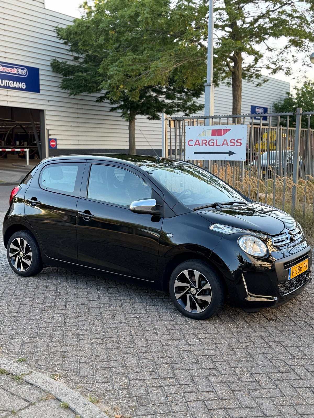 Citroën C1 1.0 VTi 72PK S&S 5D 2020 Zwart, 4 stoelen, C1, Zwart, Origineel Nederlands