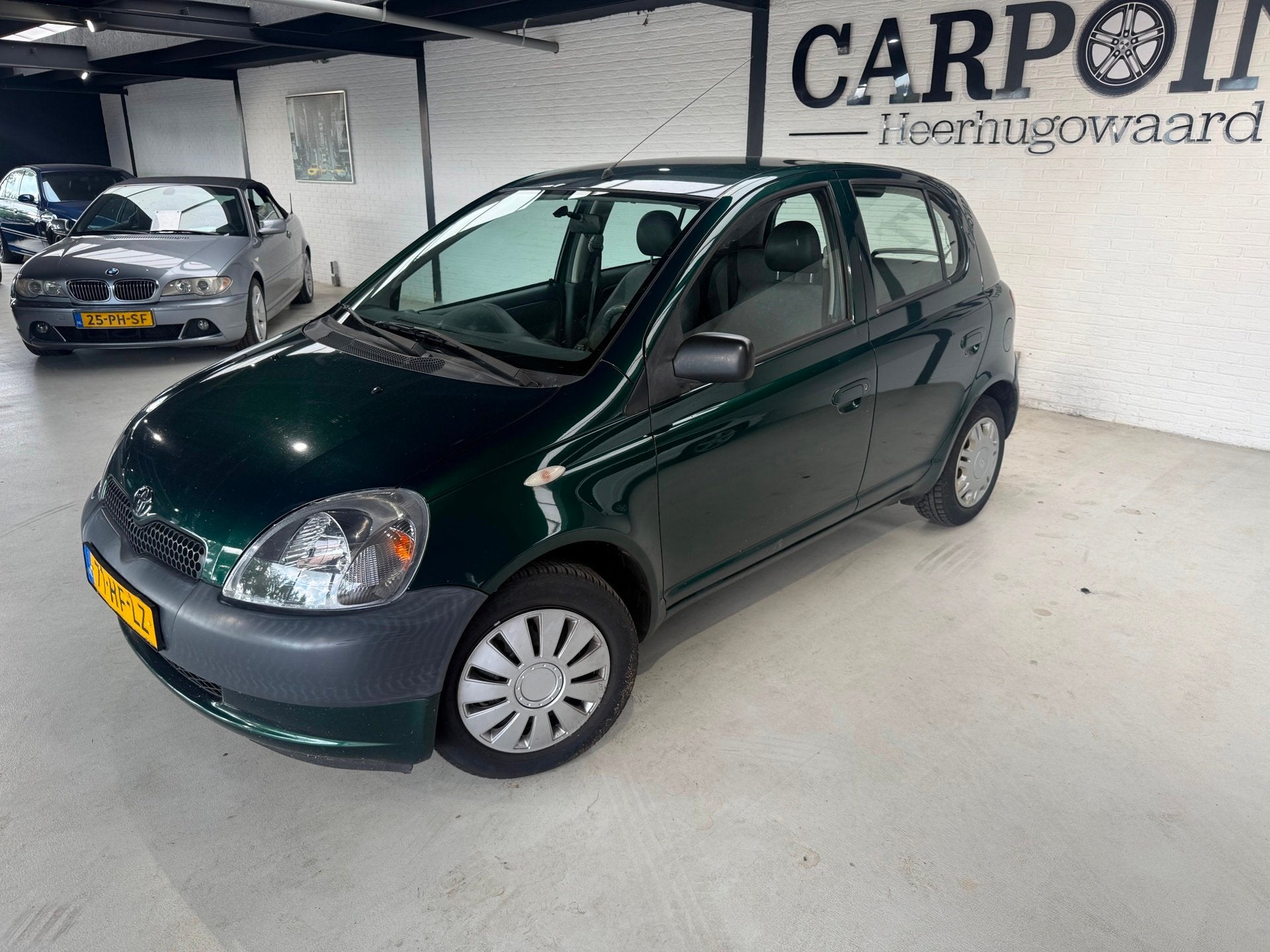 Toyota Yaris 1.0-16V VVT-i Terra 2001 5Deurs APK Mei 2027 4N, Voorwielaandrijving, Gebruikt, 31 €/maand, 4 cilinders