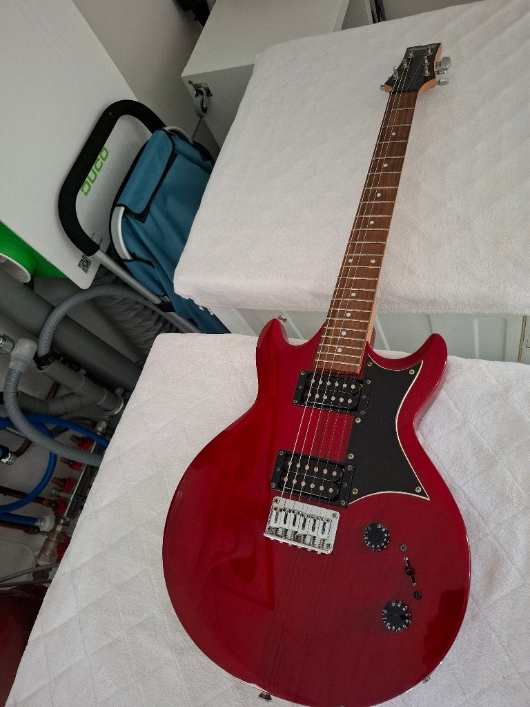 Ibanez Gax 30 rockgitaar, Muziek en Instrumenten, Ophalen of Verzenden, Zo goed als nieuw, Klassieke of Spaanse gitaar