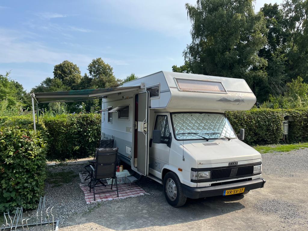 Te koop peugeot pilote j5  5 a 6 persoons camper, Caravans en Kamperen, Campers, Alkoof, Ringverwarming, Fiat, Pilote