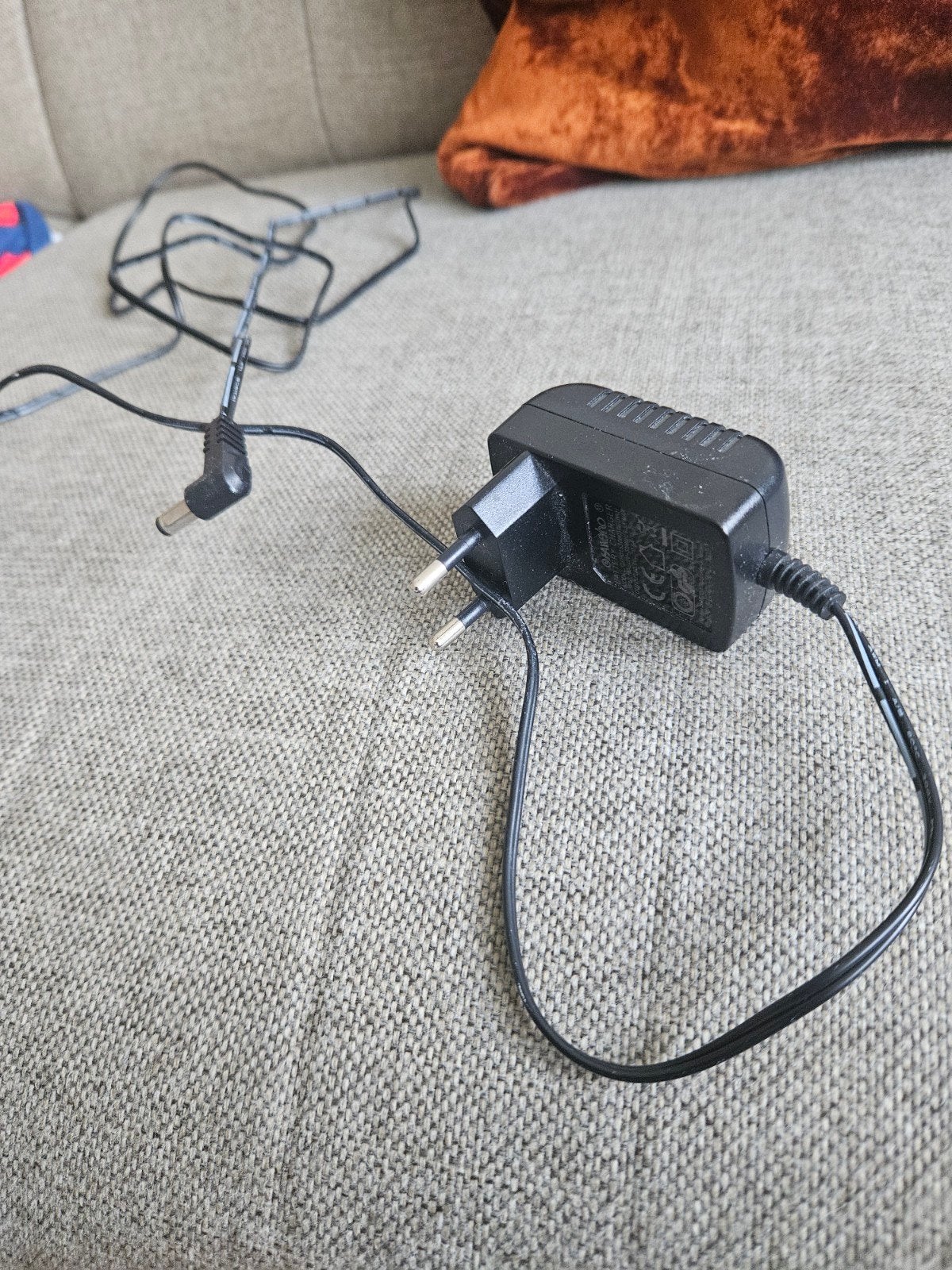 Universele AC/DC adapter - Oplader, Audio, Tv en Foto, Opladers, Ophalen of Verzenden