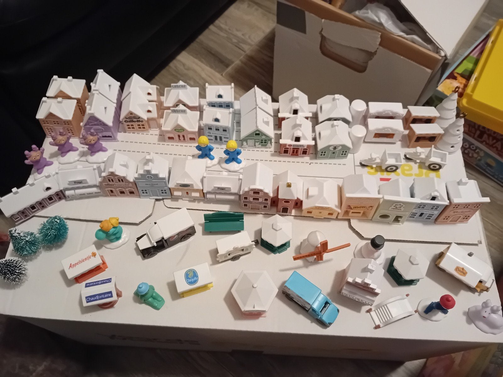 A.H kerstdorp, Diversen, Ophalen, Zo goed als nieuw