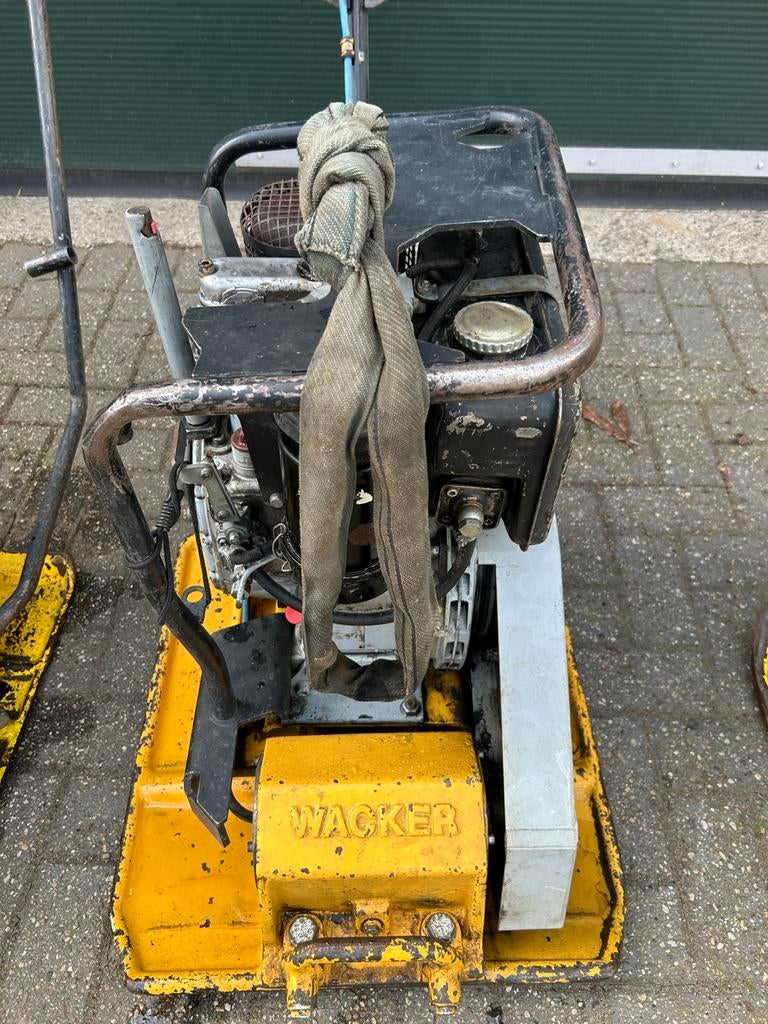 Wacker trilplaat, Ophalen, Gebruikt