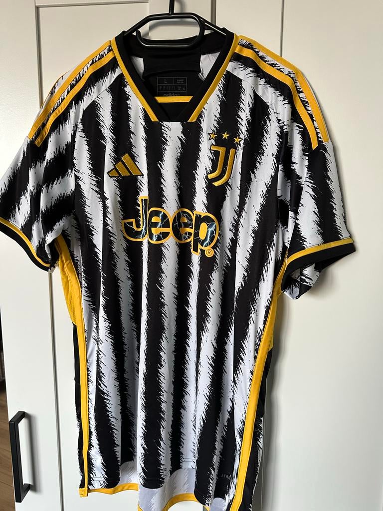 Nieuw Juventus Voetbalshirt, Maat L, Ophalen of Verzenden, Nieuw, Shirt