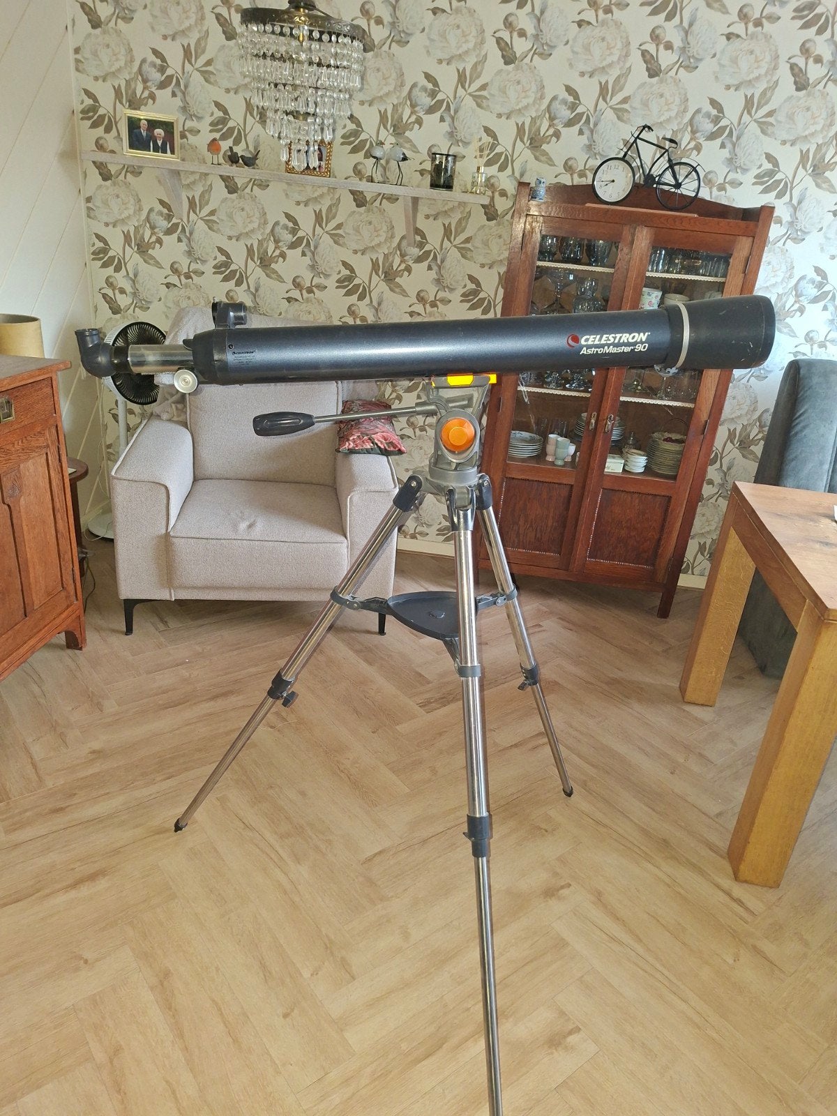 Celestron AstroMaster 90AZ Telescoop met Statief, Lenzentelescoop (refractor), 80 tot 200 mm, Met statief, Ophalen of Verzenden