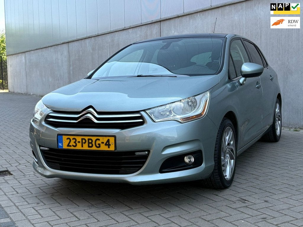 Citroen C4 1.6 VTi Tendance NIEUWSTAAT LAGE KMSTAND PANO, Auto's, Voorwielaandrijving, Euro 5, 4 cilinders, Origineel Nederlands